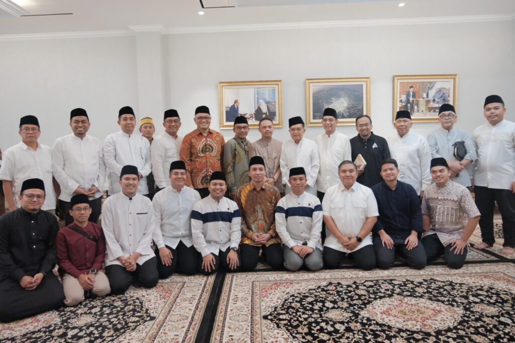 Ust. Agususanto Shigor Montessori Islamic School